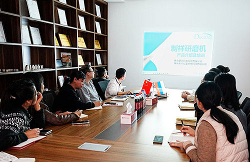 老狼蜜芽忘忧草二区