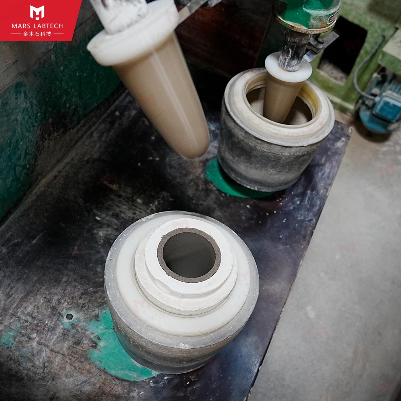 老狼蜜芽忘忧草二区